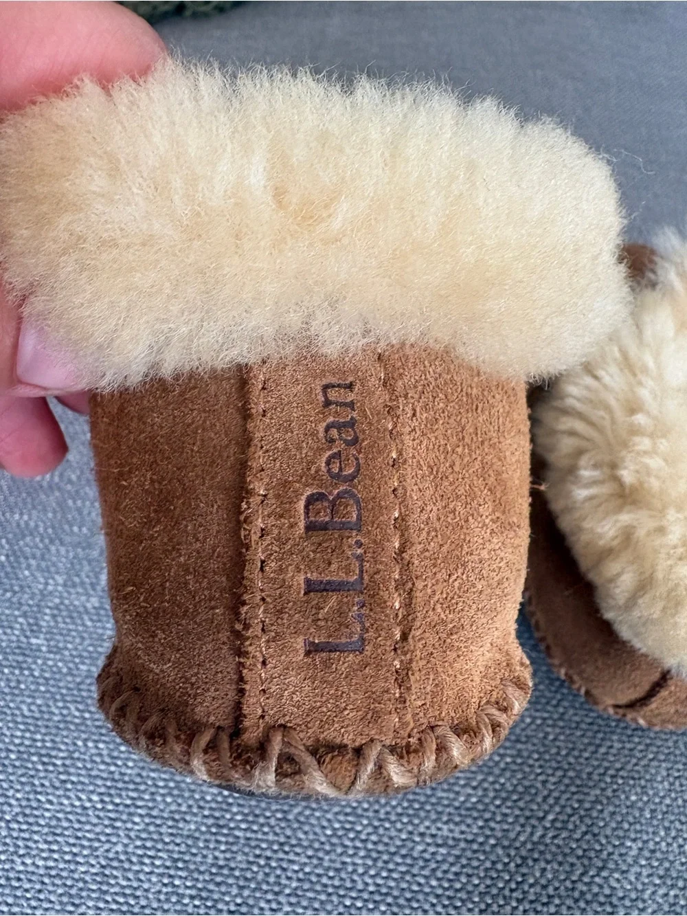 Ll bean toddler lamb leather fur moccasins 5/6